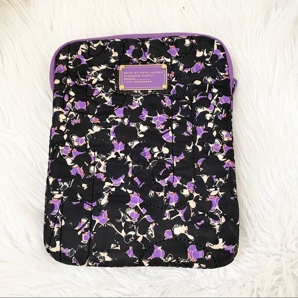 Marc by Marc Jacobs Black Purple Printed I - Pad / laptop Sleeve Case - Picture 1 of 5